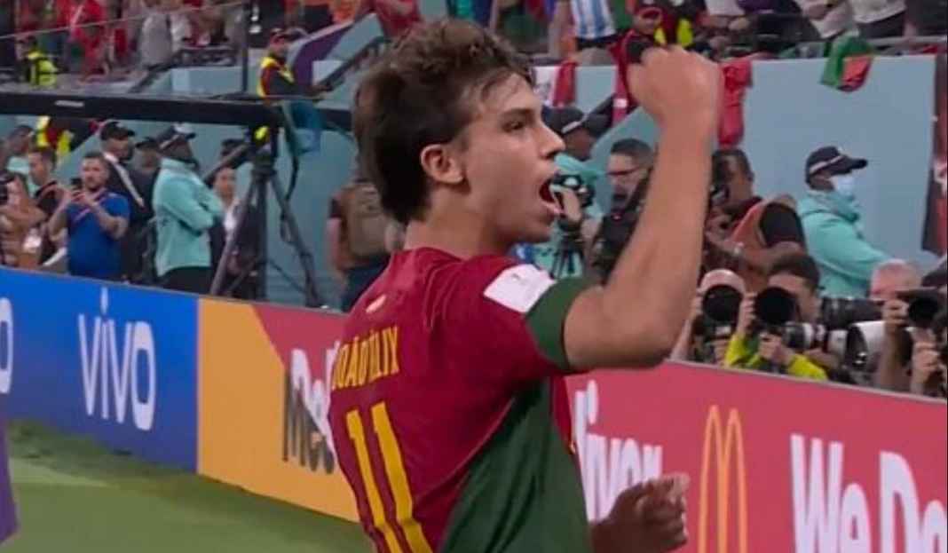 Joao Felix rayakan gol Portugal Digosipkan ke Arsenal dan Manchester United, Joao Felix Malah Hampir Gabung Chelsea!