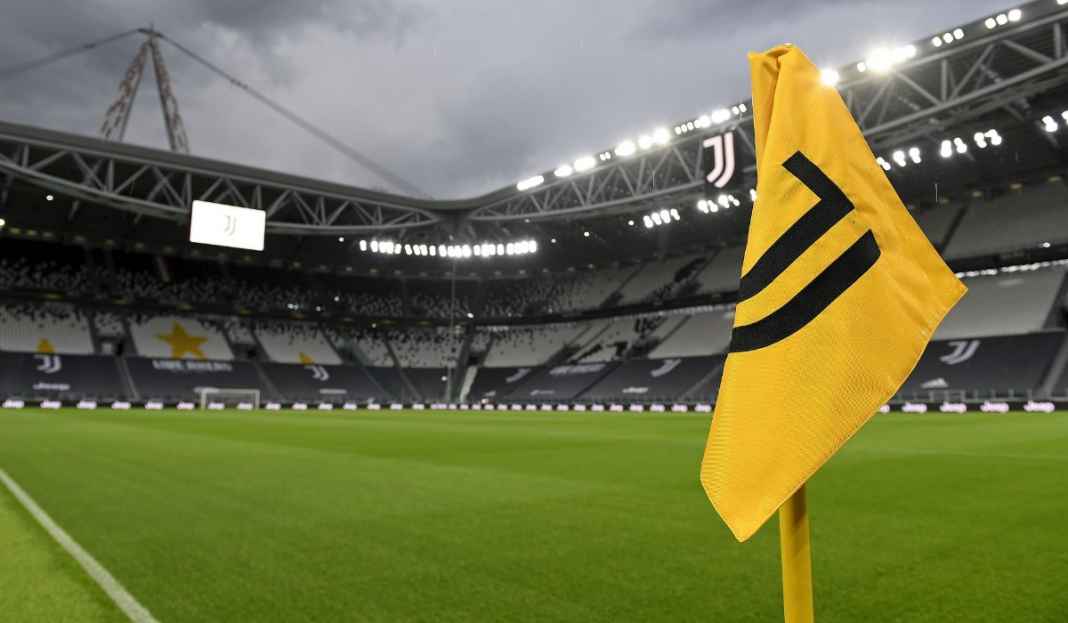 Juventus dihukum penalti 15 poin Juventus Dikurangi 15 Poin! Dihukum Pengadilan Sepak Bola Italia Terkait Kecurangan Nilai Pemain