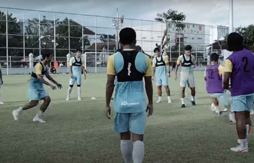Latihan Persis Solo Jelang Hadapi Persikabo Latihan Persis Solo Jelang Hadapi Persikabo
