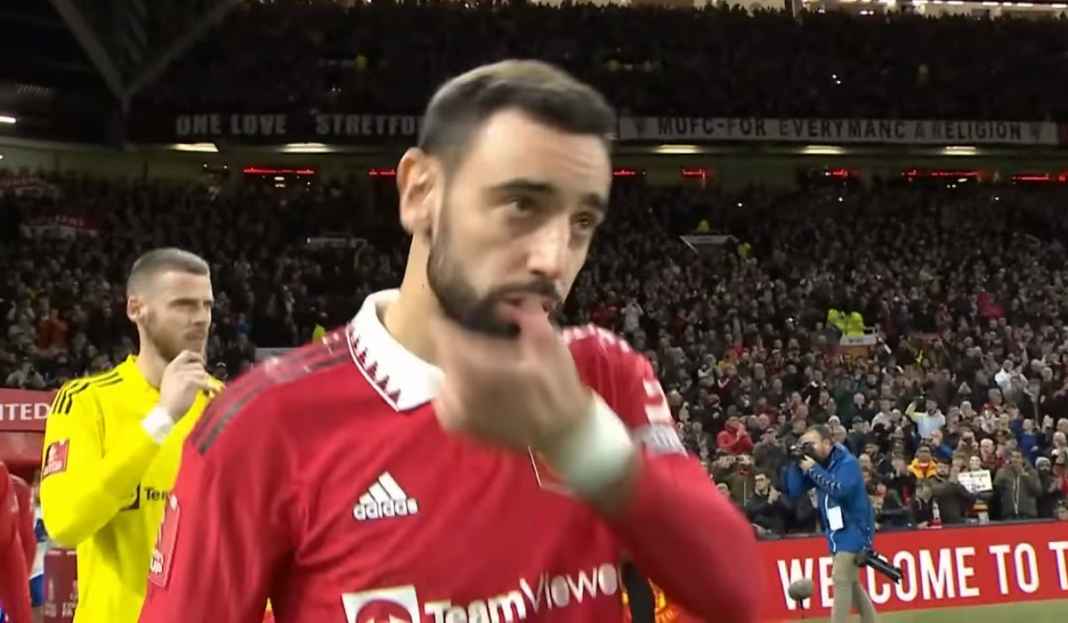 Manchester United bertemu Nottingham di semifinal Piala Liga Hasil Undian Piala Liga : Manchester United Kayaknya Ditakdirkan Jadi Juara Tahun Ini