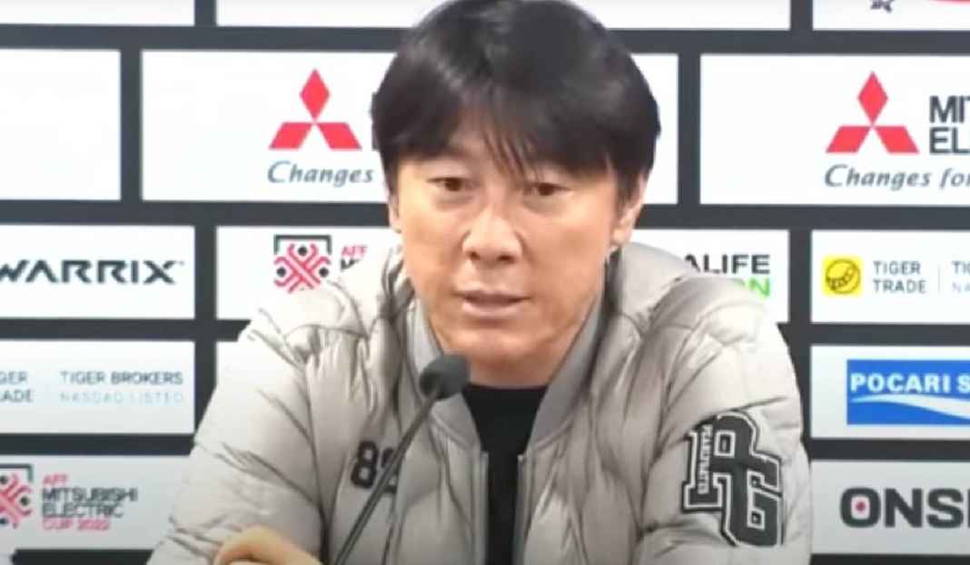 Shin Tae-yong Konferensi Pers Usai Laga Melawan Vietnam Timnas Indonesia Keok dari Vietnam, Shin Tae-yong: Faktor Lapangan Bos!