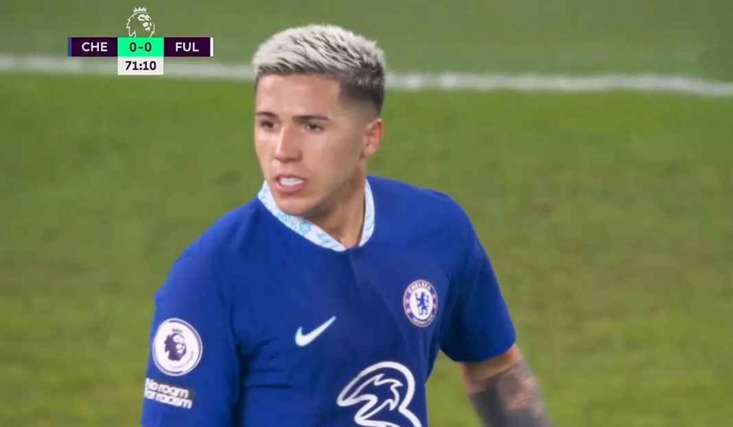 Enzo Fernandes di laga kontra Fulham Prediksi Liga Inggris : Chelsea Saatnya Buktikan Hasil Investasi Besar-Besaran Mereka!