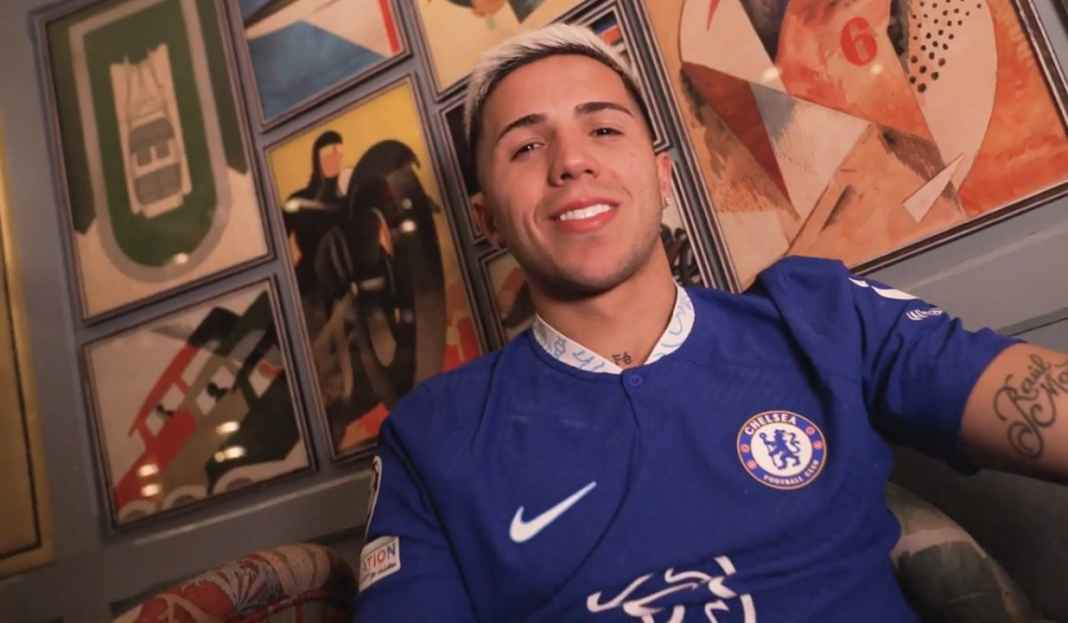 Enzo Fernandes masuk 10 pemain gaji tertinggi di Chelsea Daftar 10 Pemain Chelsea Bergaji Tertinggi, Enzo Fernandez No.7, Kalidou Koulibaly No.2