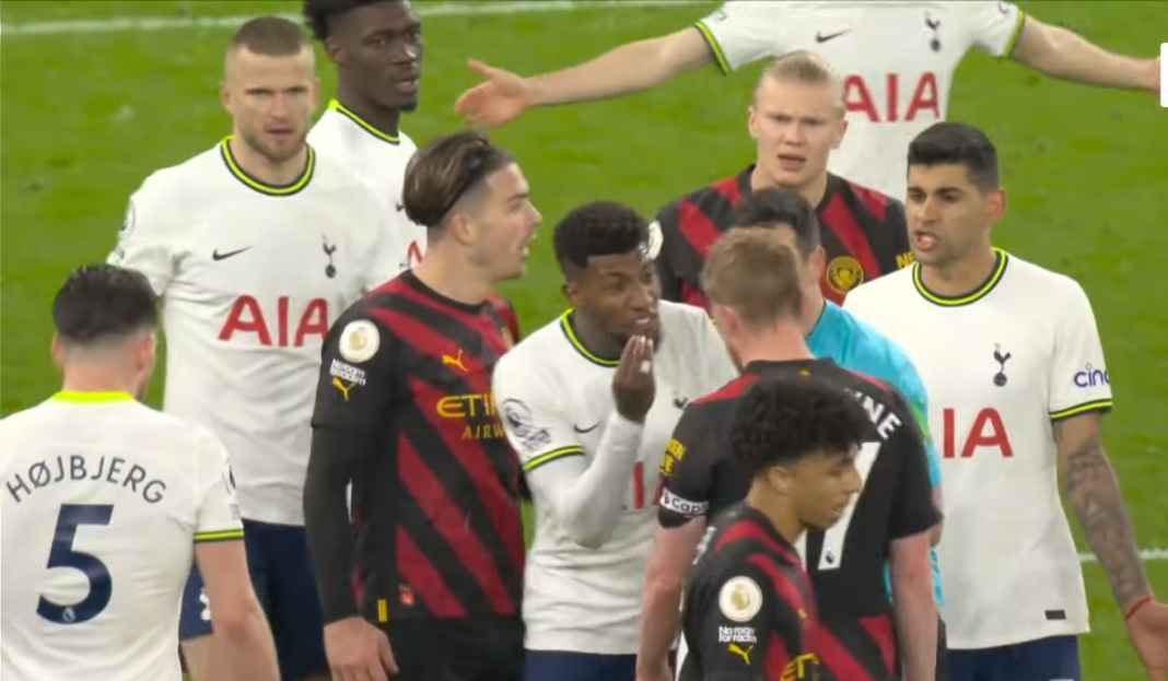Erling Haaland di laga kontra Tottenham Hotspur Erling Haaland Dinilai Salah Pilih Klub, Bikin Manchester City Jadi Tim Lebih Buruk