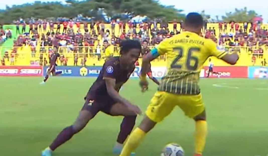 Hasil PSM Makassar vs Barito Putera Hasil PSM Makassar vs Barito Putera di Liga 1: Menang Comeback! Dua Assist Pemain 18 Tahun Bikin Juku Eja Puncaki Klasemen