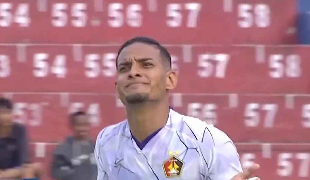 Hasil Persik Kediri vs Rans Nusantara FC di Liga 1: Macan Putih Pesta Gol! Bikin Prestige Phoenix Belum Rasakan Kemenangan 11 Laga Beruntun