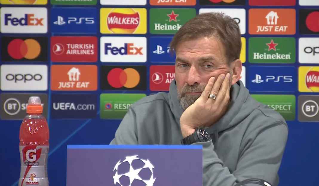 Jurgen Klopp di konferensi pers Jurgen Klopp Tuntut Liverpool Berjuang Mati-Matian Untuk Duel Spesial Lawan Real Madrid