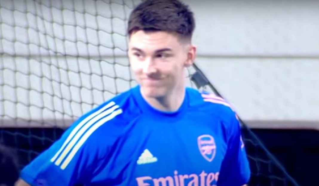 Kieran Tierney Sedang Pemanasan di Laga Arsenal Mikel Arteta Beri Petunjuk Masa Depan Bek Kiri Arsenal