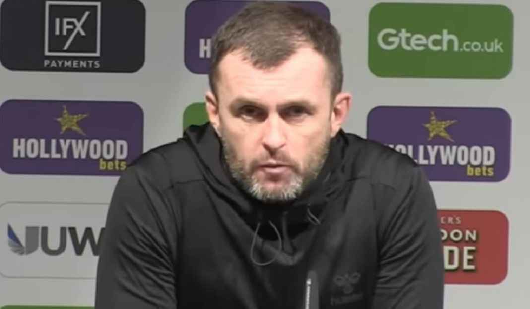 Konferensi Pers Nathan Jones Gokil! Southampton Pecat Pelatih Lagi