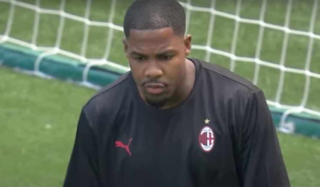 Alasan AC Milan Tak Rekrut Kiper Top Gantikan Mike Maignan