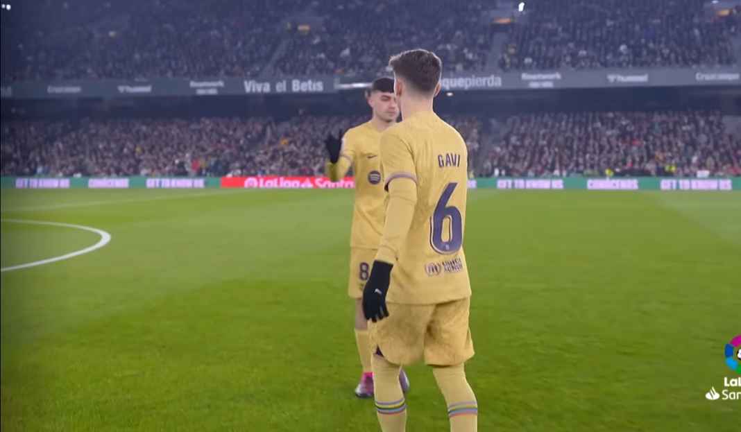 Pedri dan Gavi sebelum laga kontra Betis Prediksi Liga Spanyol : Baru Keluar dari Zona Merah, Sevilla Harus Hadapi Pemuncak La Liga