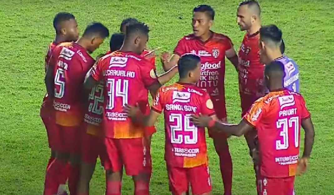 Pemain Bali United Hadapi Barito Putera Alasan Bali United Perlu Menang Lawan Persib Bandung
