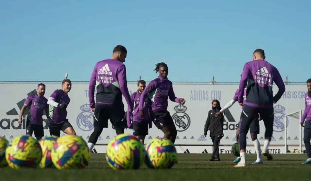 Pemain Real Madrid menjalani sesi latihan La Liga : Menantikan Janji Manis Carlo Ancelotti Saat Karim Benzema Cs Jamu Valencia