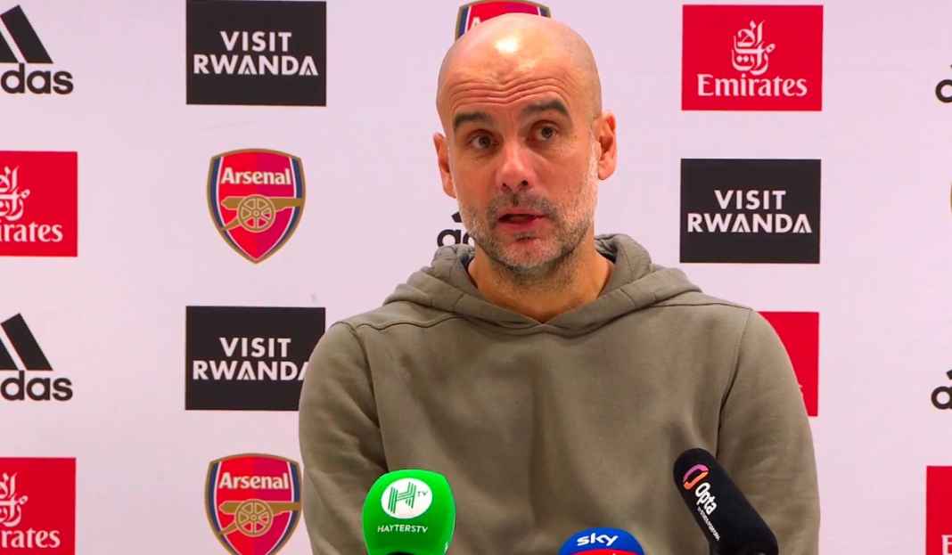 Pep Guardiola di konferensi pers Pep Guardiola Tak Mau Sesumbar Meski Manchester City Kini Rebut Puncak Klasemen
