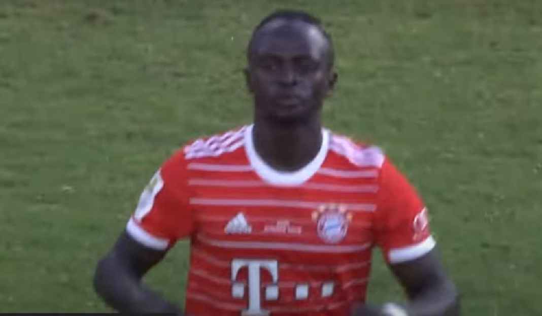 Sadio Mane Saat Membela Bayern Munchen di Pramusim Hore! Sadio Mane Buat Lega Bayern Munchen