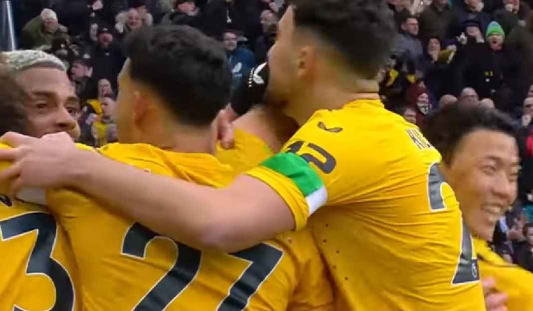 Awas, Wolves Bisa Ngamuk di Liga Inggris!