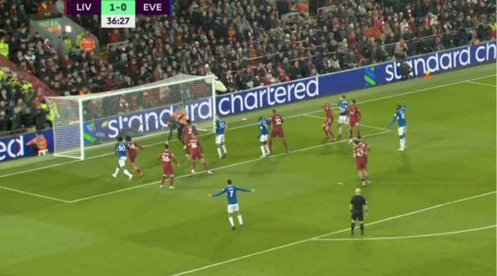 Everton Nyaris Bobol Gawang Liverpool, 10 Detik Sebelum Gol Mo Salah