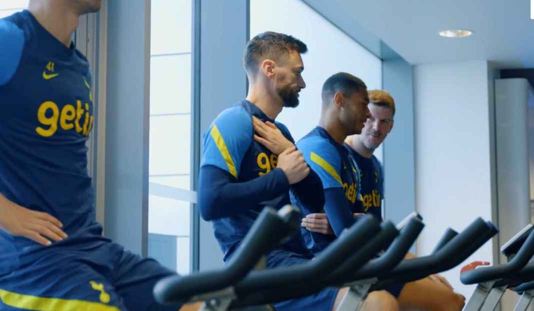Skuad Tottenham Hotspur di gym Prediksi Liga Inggris : Tanpa Antonio Conte, Mampukah Spurs Hentikan Juara Bertahan?