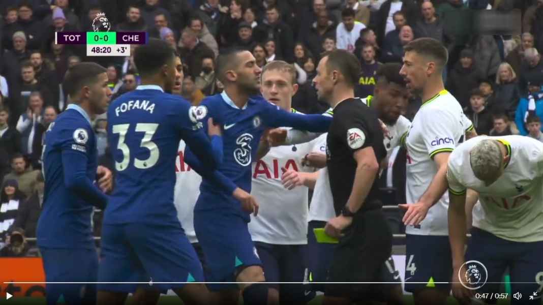 Tamparan Hakim Ziyech ke Emerson Royal Hampir Saja Chelsea Kehilangan Hakim Ziyech, Berhasil Diprovokasi oleh Emerson Royal