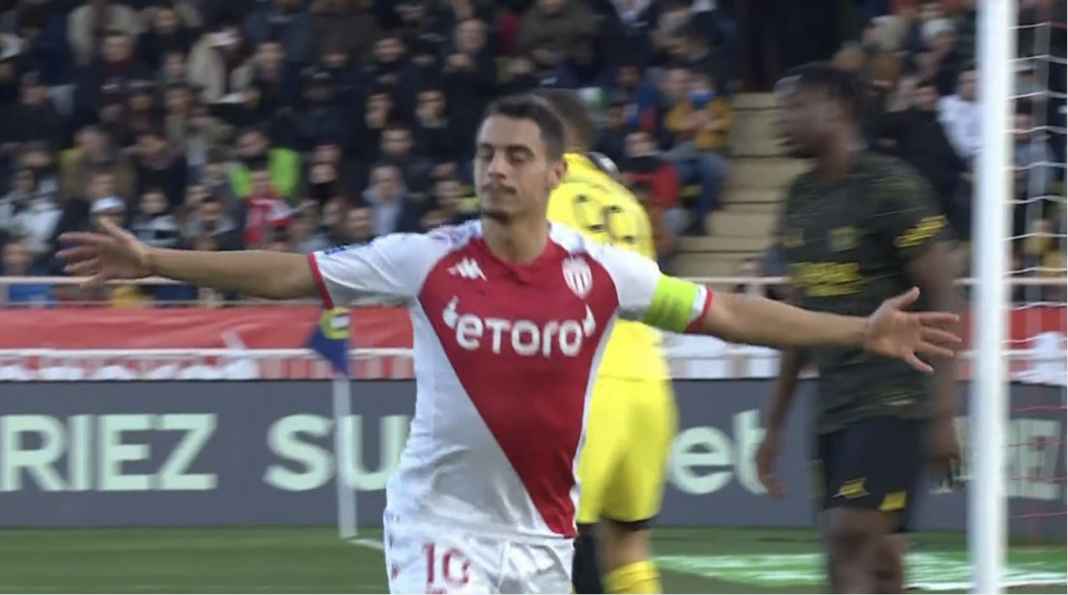 Wissam Ben Yedder merayakan golnya ke gawang PSG Hasil Monaco vs PSG, Tanpa Mbappe, Tanpa Messi, Les Parisiens Ditelan Musuh Lama
