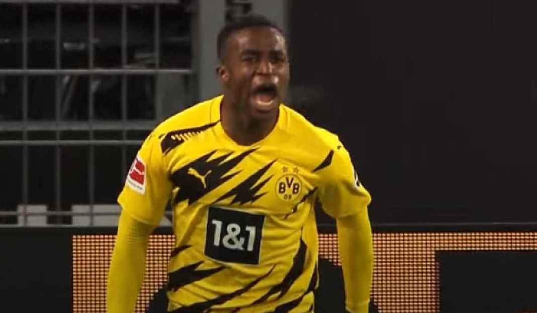 Youssoufa Moukoko Selebrasi Usai Cetak Gol di Liga Jerman Borussia Dortmund Lagi Bagus, Eh Tanpa Diperkuat Youssoufa Moukoko Enam Pekan!