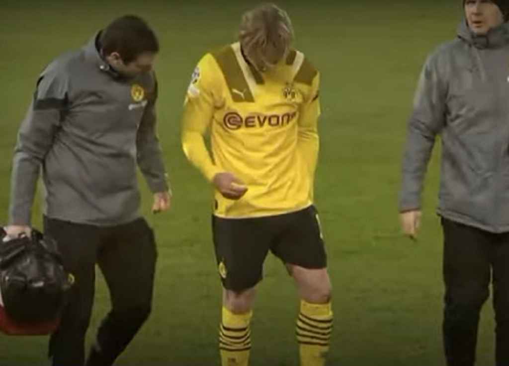 Borussia Dortmund Kehilangan Julian Brandt di Kandang Chelsea