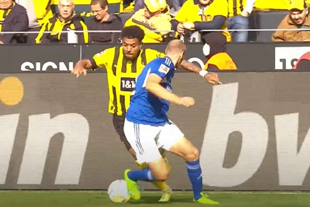 Borussia Dortmund Kembali Bertemu Schalke di Revierderby Borussia Dortmund Kembali Bertemu Schalke di Revierderby