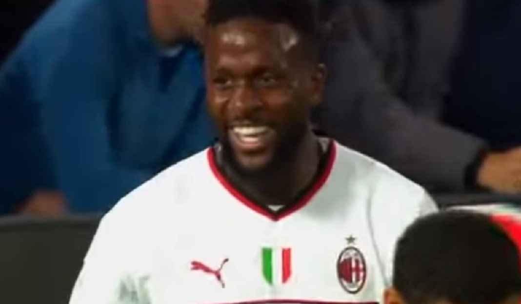 Divock Origi Sedang Memperkuat Laga AC Milan Alasan AC Milan Ingin Tendang Divock Origi dari San Siro