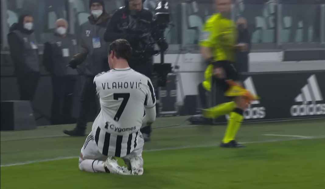 Dusan Vlahovic kontak dengan Real Madrid Update Juventus : Dusan Vlahovic Sudah Mulai Kontak Madrid, Minati Edouard Mendy
