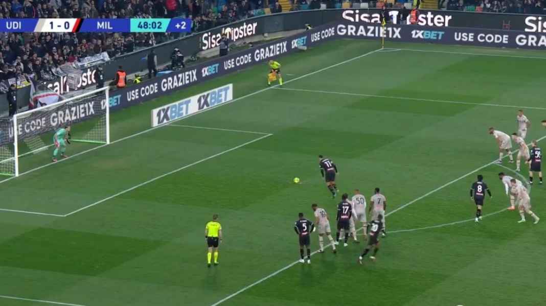 Gol Zlatan Ibrahimovic ke gawang Udinese AC Milan Gagal Lompati Inter, Pemain 41 Tahun Cetak Gol Pertama Usai 301 Hari Cedera
