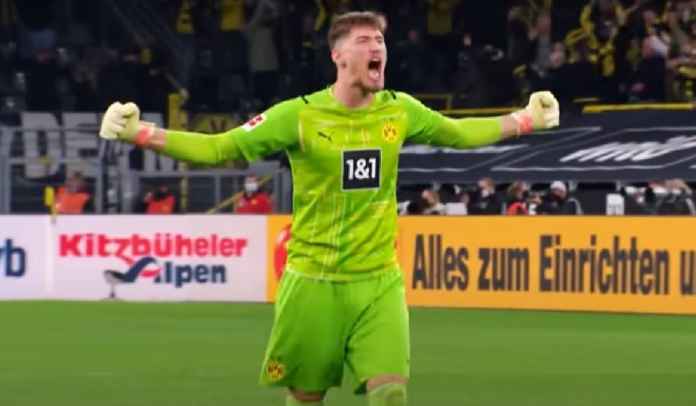 Kiper Borussia Dortmund Sedang Diburu 2 Klub Top Inggris