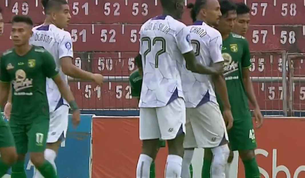 Hasil Persik Kediri vs Persebaya Surabaya Hasil Persik Kediri vs Persebaya Surabaya di Liga 1: Bajul Ijo Tumbang, Macan Putih Menang 6 Laga Beruntun!