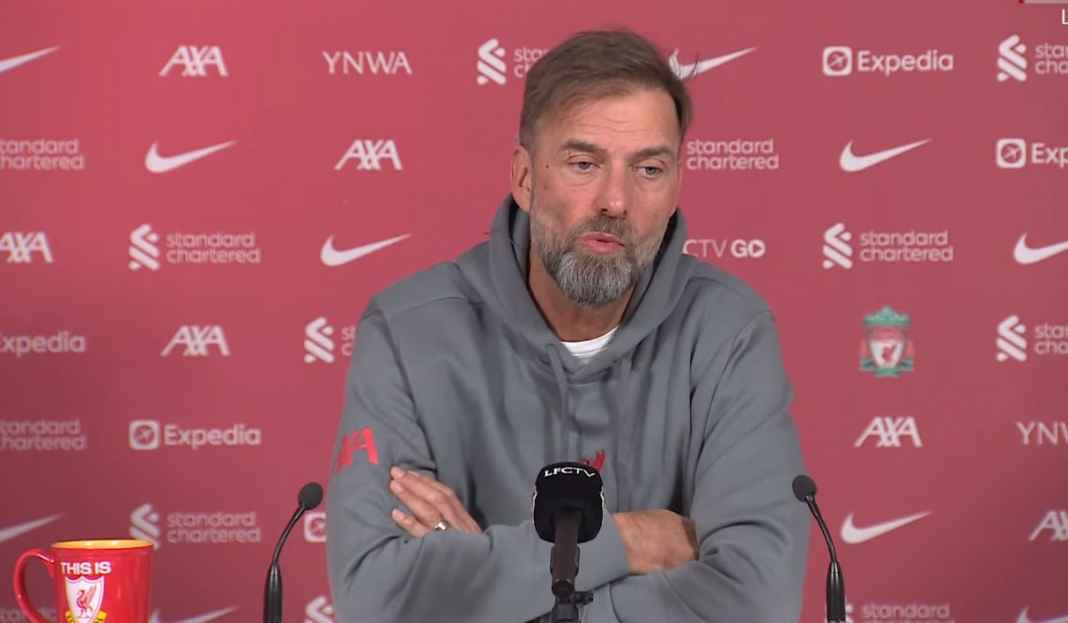 Jurgen Klopp di konferensi pers jelang kontra Manchester United Jurgen Klopp Nikmati Laga Menentukan Liverpool Kontra Rival Sengit Manchester United