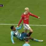 Manchester United Konfirmasi Cedera Engkel Alejandro Garnacho, Berapa Lama Absen?