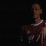 Mesut Ozil Menangis Saat Pertama Kali Gabung Arsenal Usai Dilepas Real Madrid