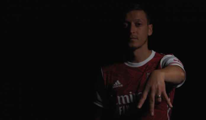 Mesut Ozil Menangis Saat Pertama Kali Gabung Arsenal Usai Dilepas Real Madrid