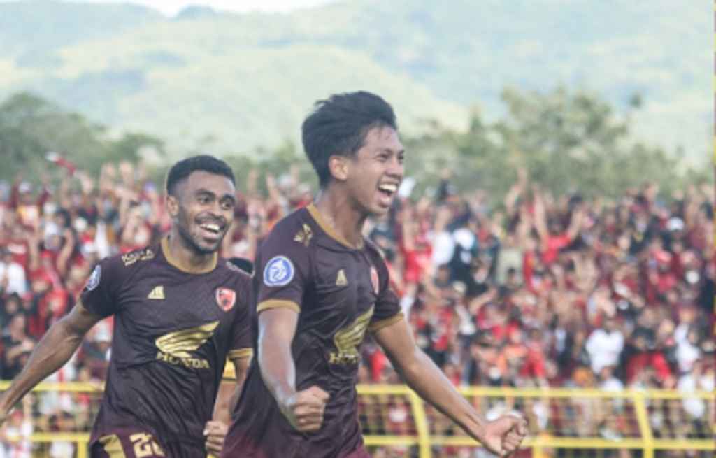 PSM Makassar Tak Terbendung di Puncak Klasemen