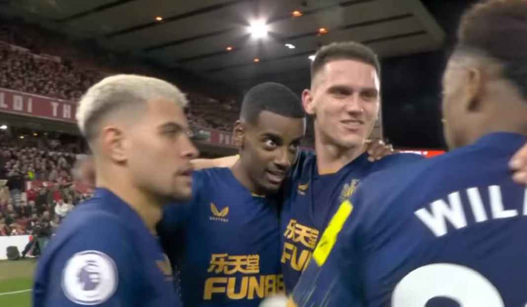 Pemain Newcastle United Usai Rayakan Gol Alexander Isak Awas, Newcastle United Bisa Finis di 4 Besar!