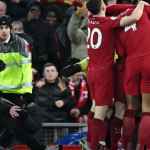 Penyusup Masuk Saat Liverpool Selebrasi Gol ke-7 vs Manchester United