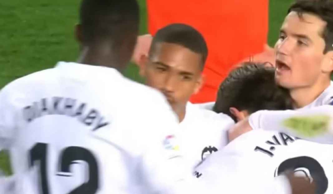 Perayaan Kemenangan Valencia Lawan Real Sociedad Masih di Zona Merah, Valencia Sedang Berjuang Bangkit!