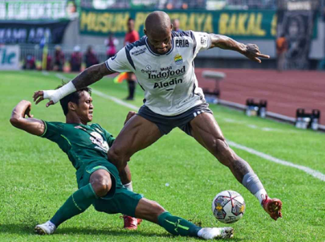 Persebaya Batal Menang Atas Persib Persebaya Batal Menang Atas Persib