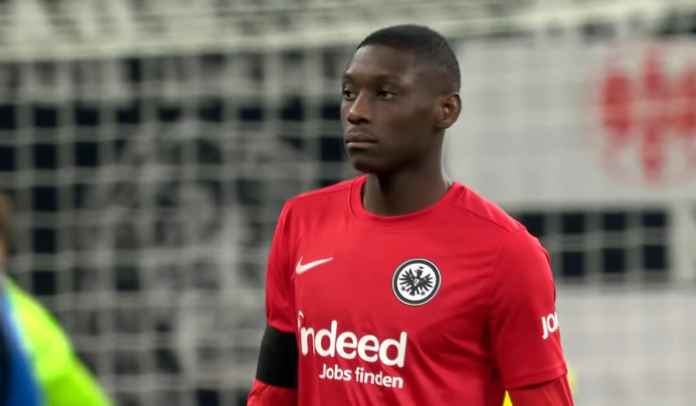 Randal Kolo Muani Beri Kode Transfer ke Manchester United Untuk Musim Depan