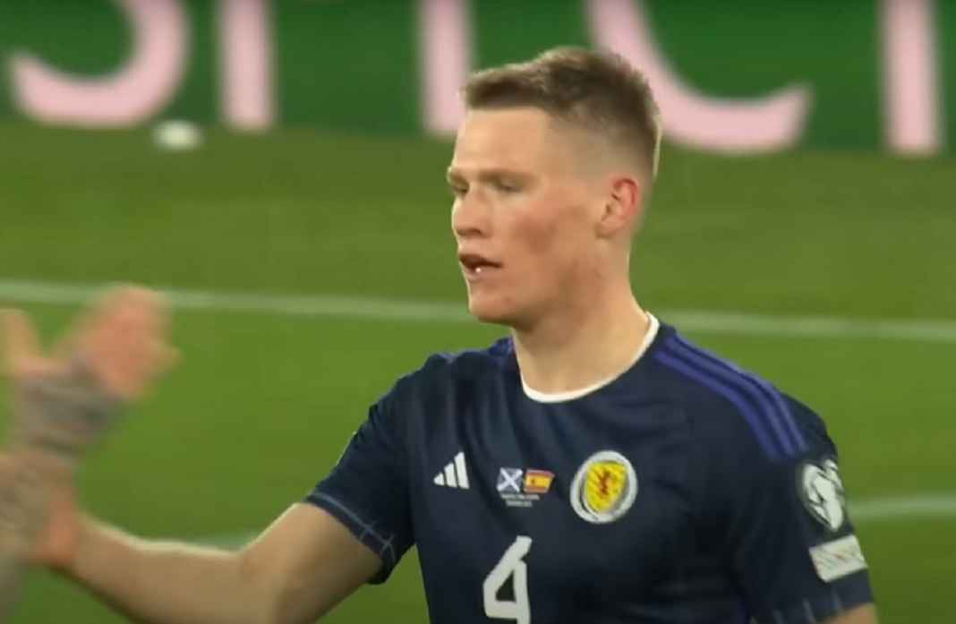 Scott McTominay Usai Mencetak 2 Gol ke Gawang Spanyol Scott McTominay Usai Mencetak 2 Gol ke Gawang Spanyol
