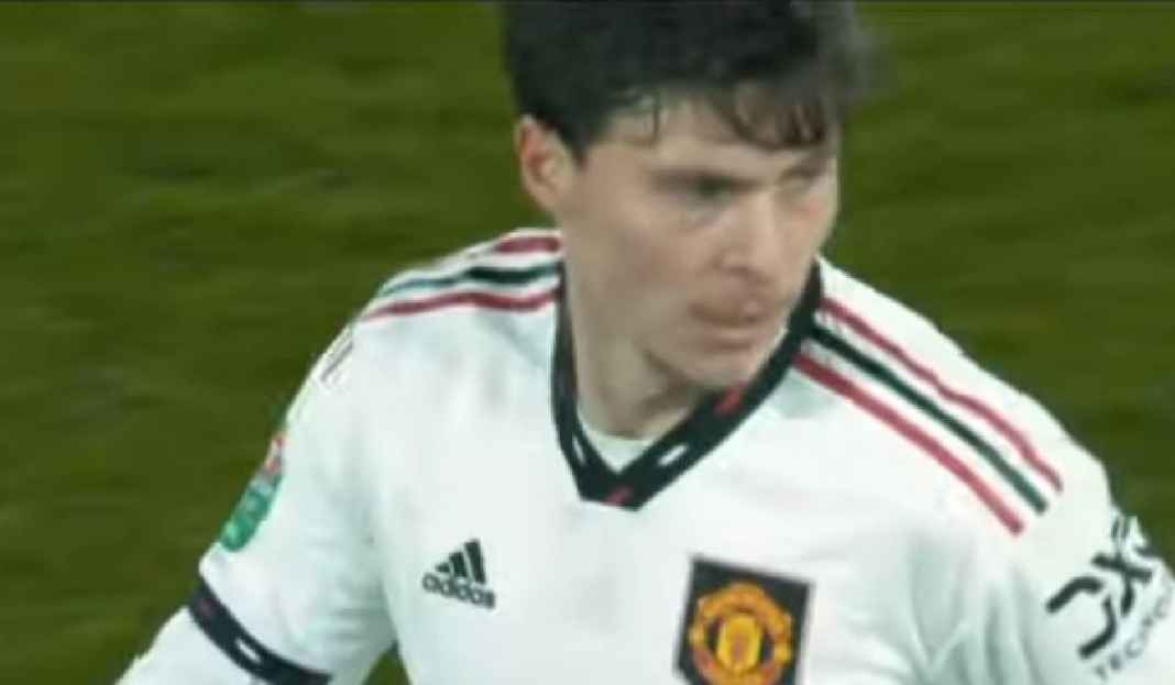 Victor Lindelof Saat Memperkuat Manchester United di Piala Liga Victor Lindelof Gagal Lanjutkan Karier ke Liga Spanyol, Ini Alasannya