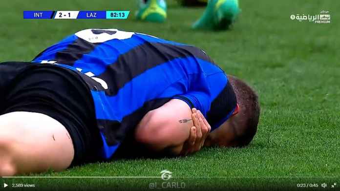 Robin Gosens Beri Gol Kemenangan Bagi Inter, Tapi Langsung Cedera