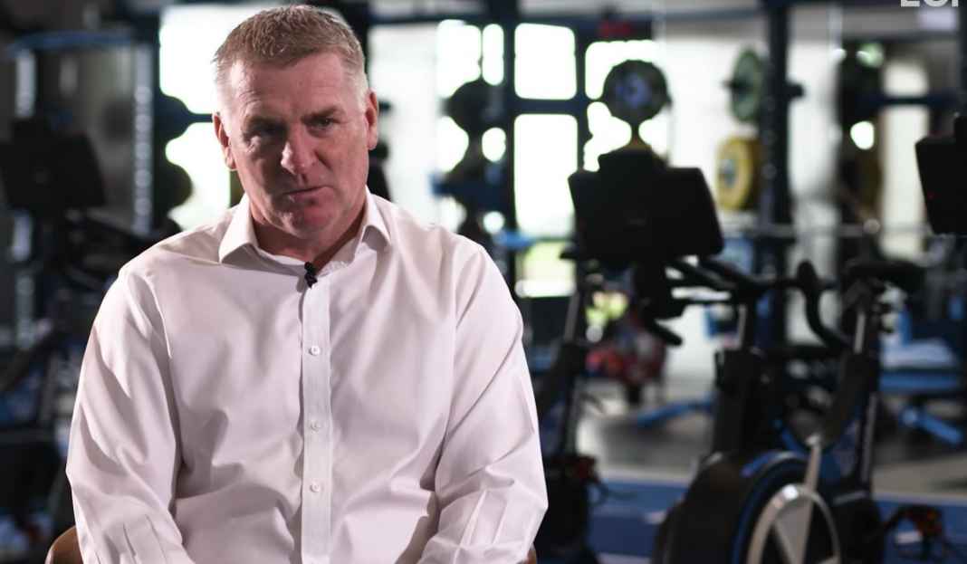 Dean Smith resmi jadi pelatih baru Leicester Batal Tunjuk Jesse Marsch, Leicester City Kini Resmi Tunjuk Dean Smith Jadi Bos Baru