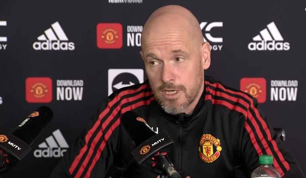 Erik ten Hag dalam konferensi pers Manchester United Erik ten Hag Bahas Masalah Cedera Manchester United Jelang vs Nottingham Forest