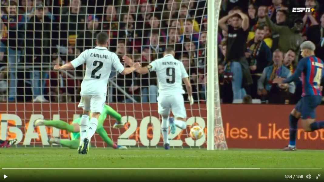 Gol Karim Benzema ke gawang Barca Real Madrid Mengamuk, Karim Benzema Juga Mengamuk di Leg Kedua, Permalukan Barcelona dan Lolos ke Final