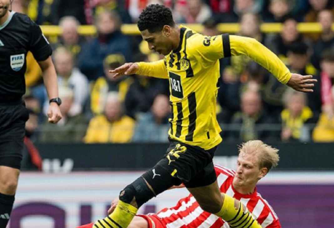 Jude Bellingham Saat Membela Borussia Dortmund Jude Bellingham Saat Membela Borussia Dortmund