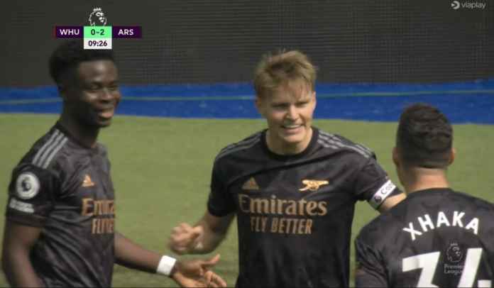 Martin Odegaard rayakan gol bersama Granit Xhaka Prediksi Arsenal vs Southampton, Awas, Jangan Sampai Terpeleset Lagi, The Gunners!
